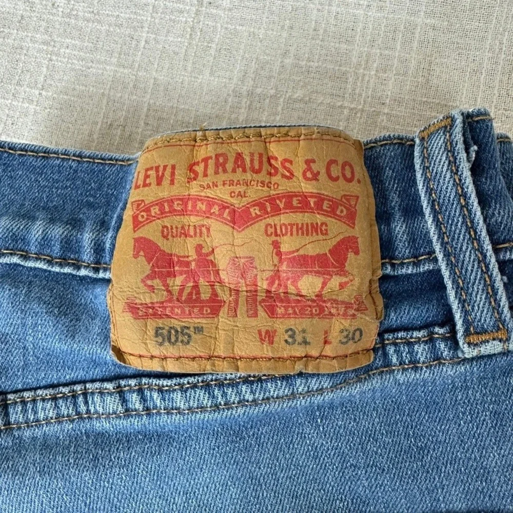 Levi's 505 Regular Fit Jeans Mens 31x30 Blue Good Straight Leg Denim 00505-1541